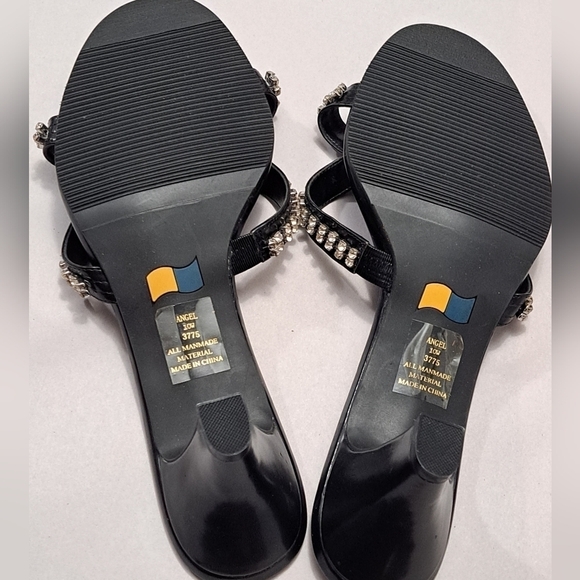 Cloudwalkers Angel Slip On Heels With Embellishments         Size 10W - Picture 8 of 9